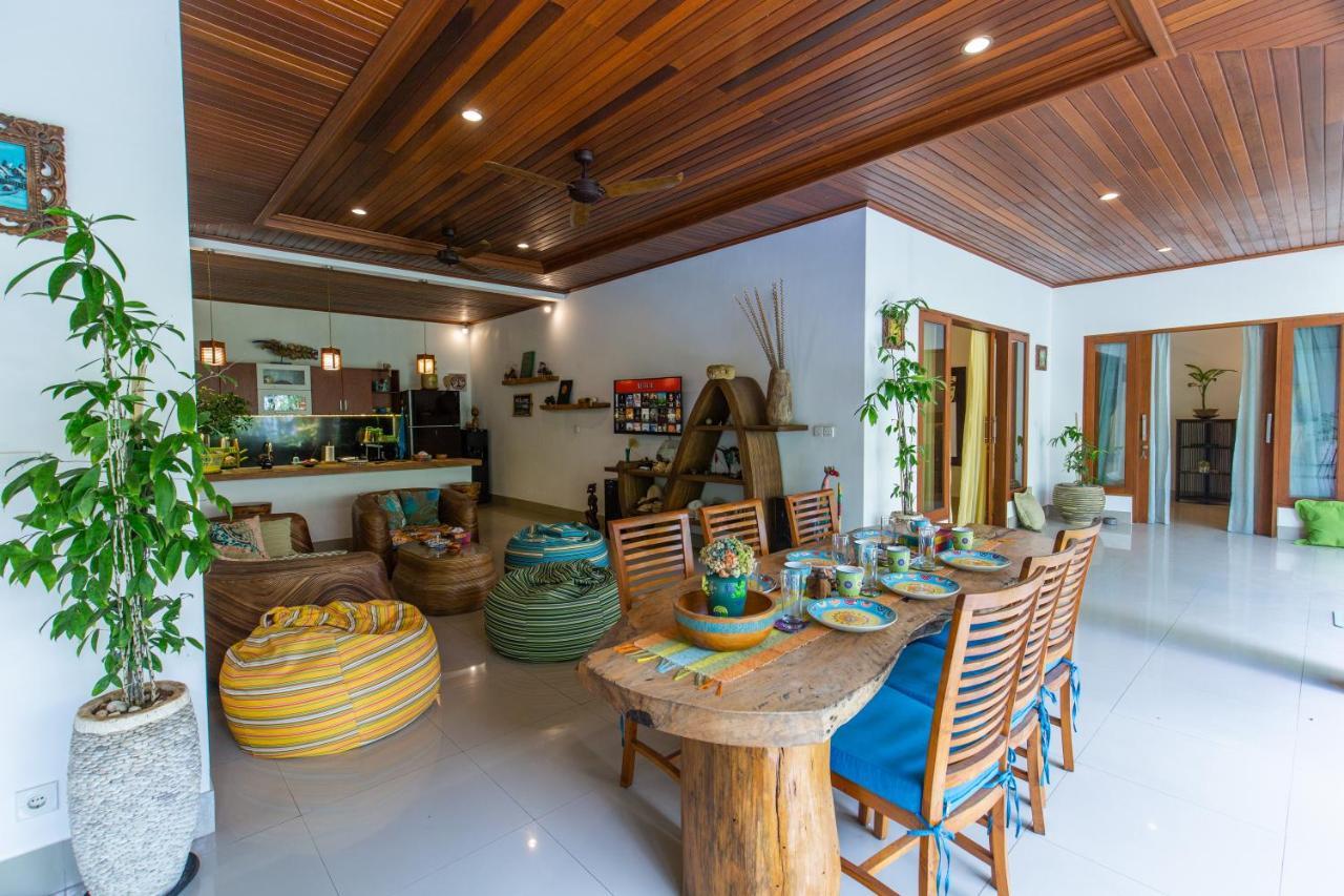 MasBro ART villas Seminyak Exterior foto